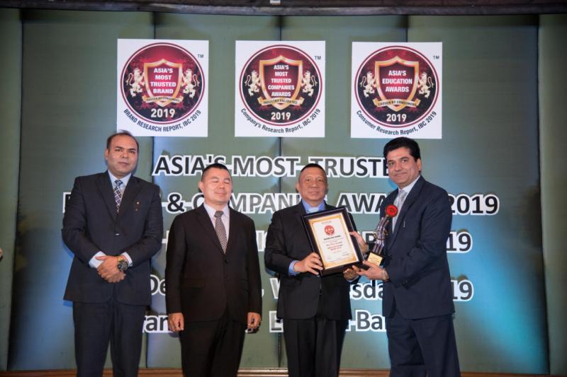 Asias Educational award 2019 for innovative education on 11 December 2019 at Thailand received by Mr. S.C Dubey Life Coach